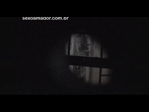 ❤️ Blondie wird heimlich von einem Voyeur aus der Nachbarschaft gefilmt, der sich hinter Hohlblocksteinen versteckt ❤ Fucking bei de.hentaivost.ru ❤